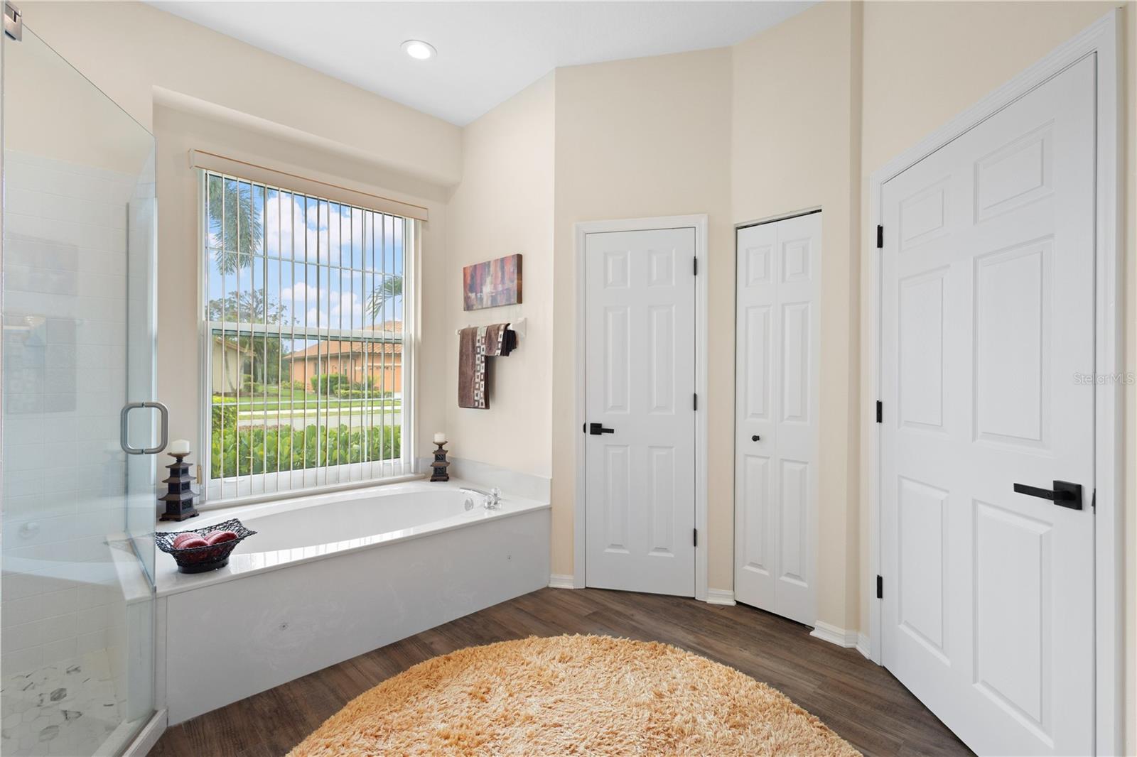 CALUSA LAKES - Residential