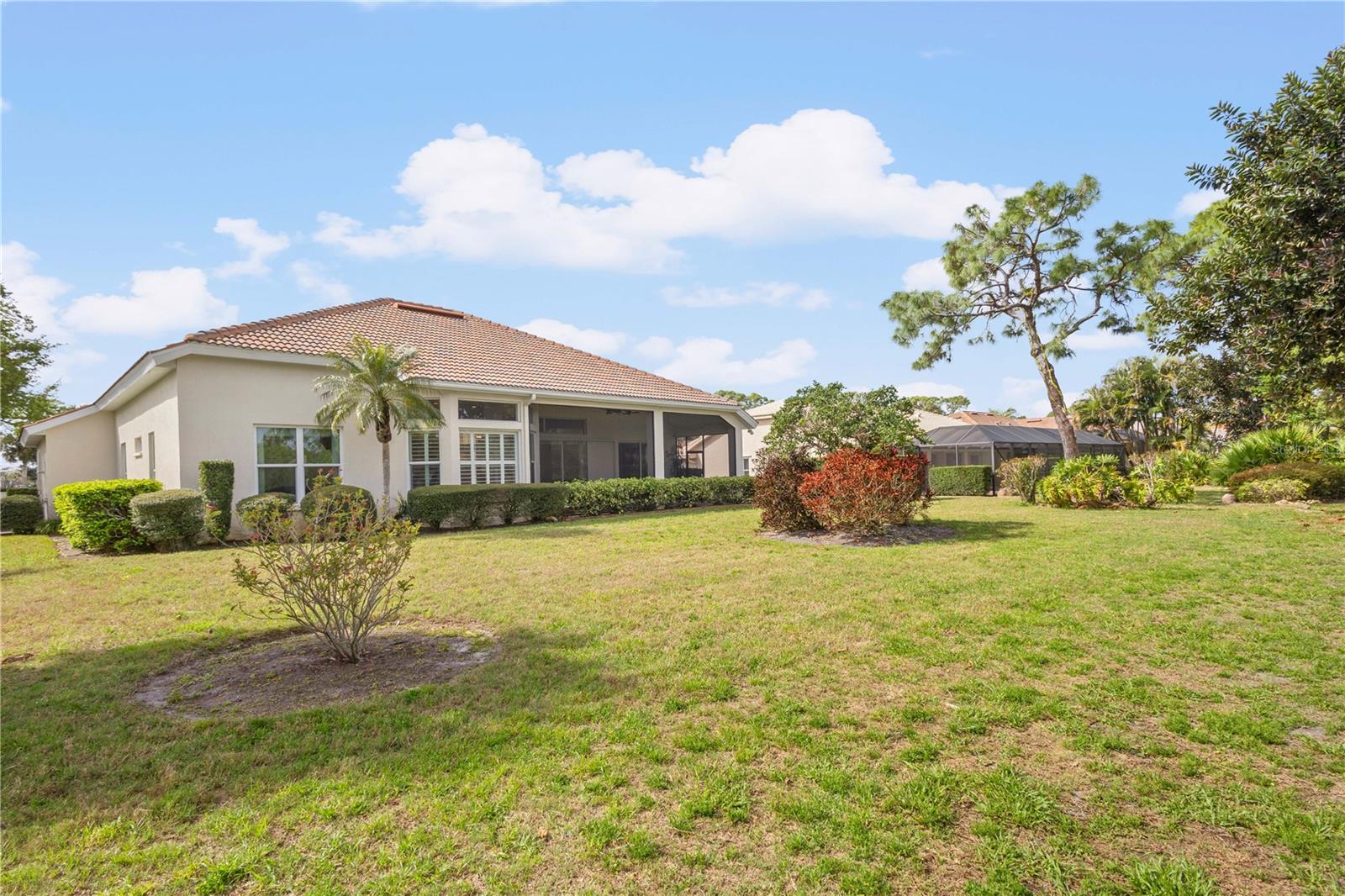 CALUSA LAKES - Residential