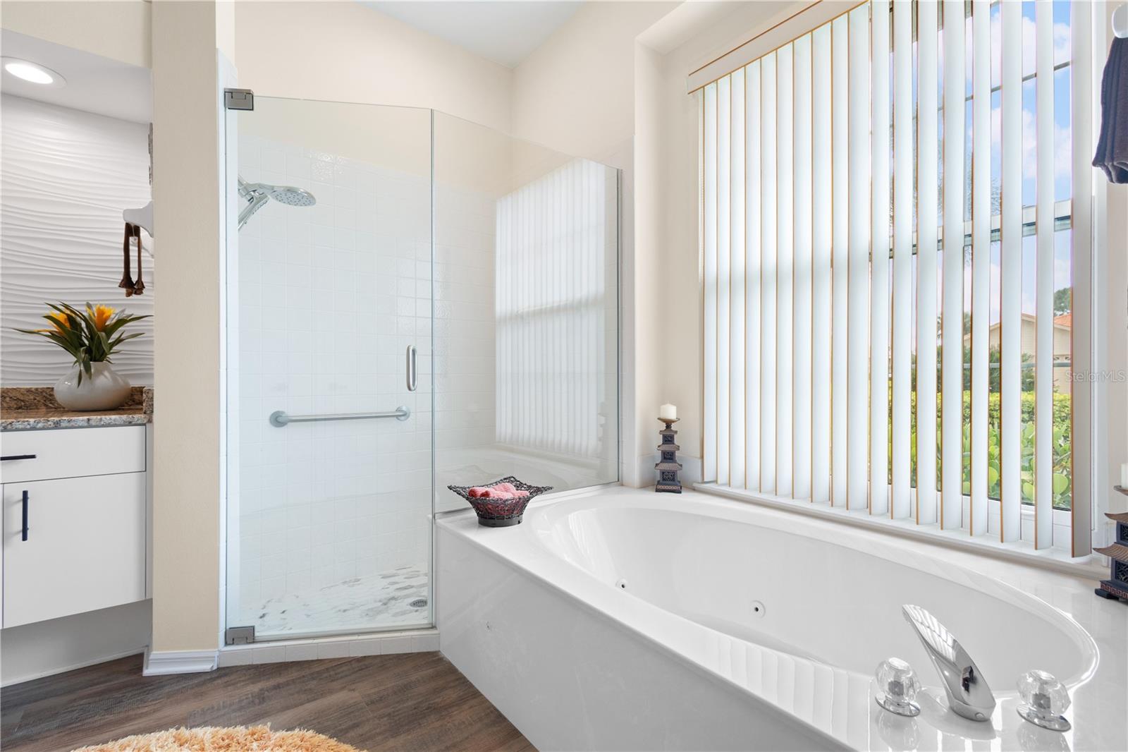 CALUSA LAKES - Residential