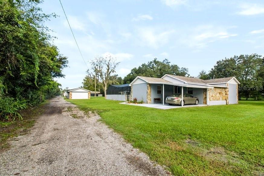 Photo of 13016 Somerlott Place, Dover, FL 33527 (MLS # L4965090)
