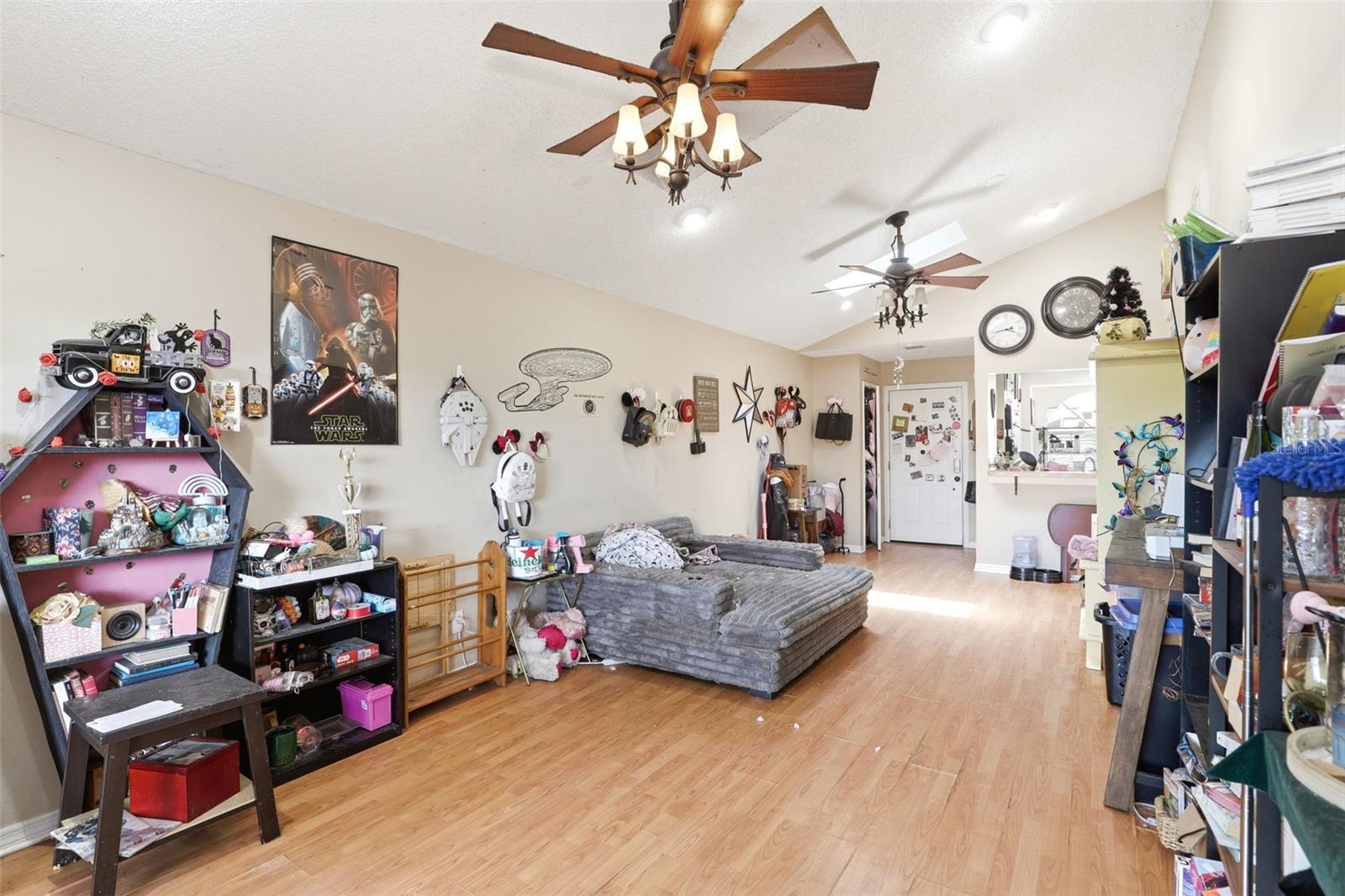 1281 CROSSFIELD DRIVE