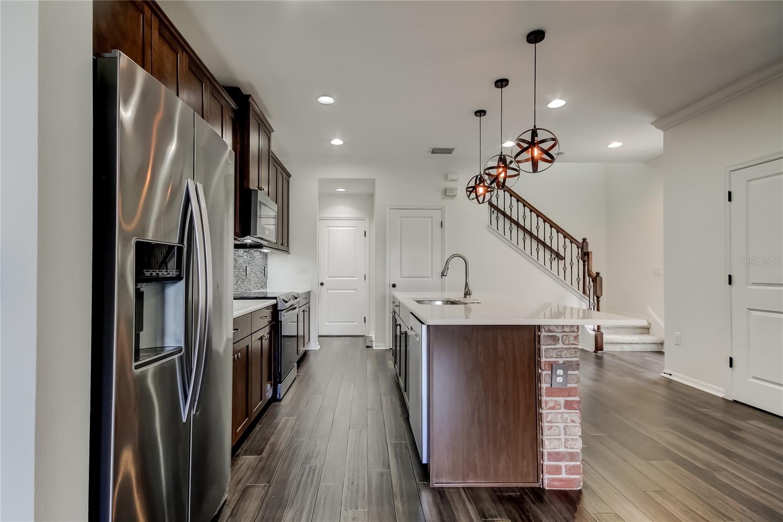 JACKSON SQUARE TWNHMS - Residential Lease