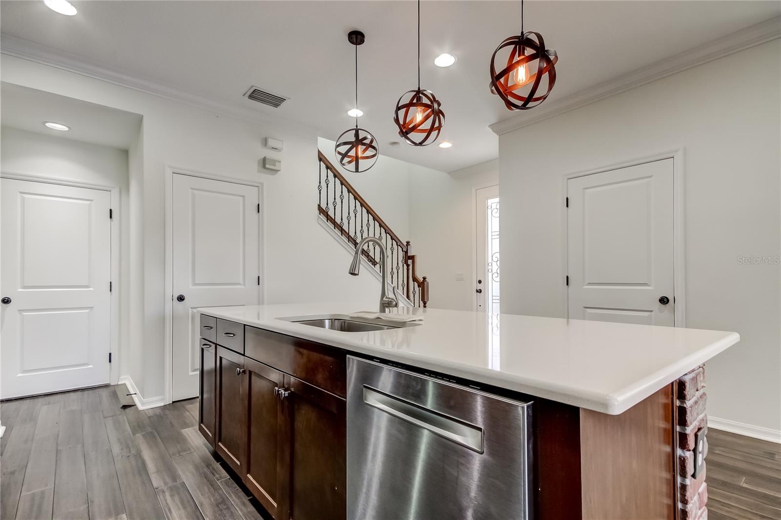 JACKSON SQUARE TWNHMS - Residential Lease