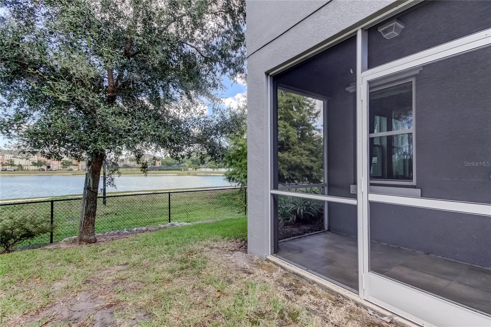 JACKSON SQUARE TWNHMS - Residential Lease