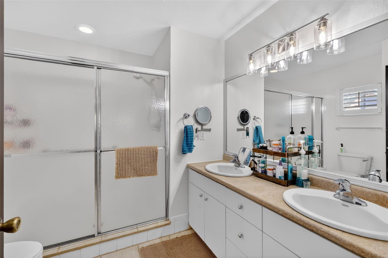 SPRUCE CRK GOLF & CC RESTON - Residential