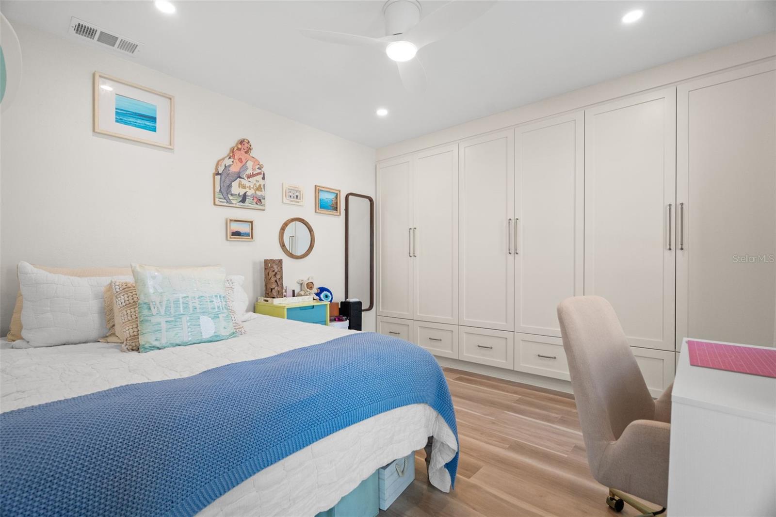 NORTH VINA DEL MAR 1ST ADD - Residential