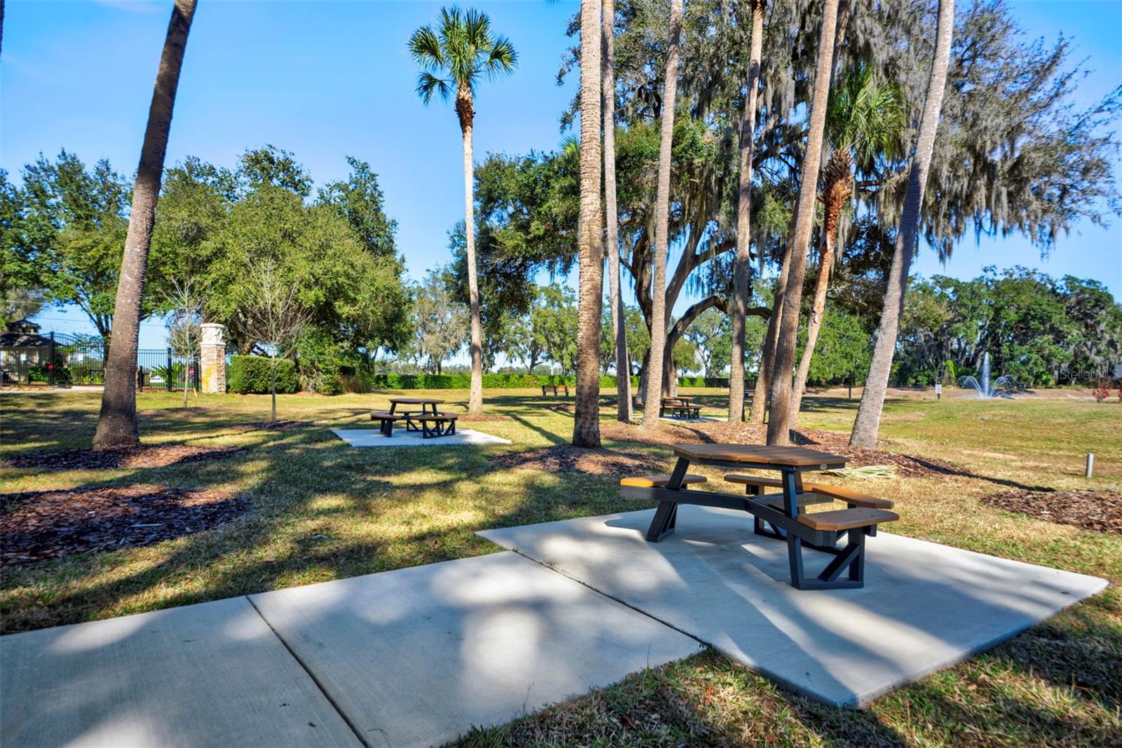 LAKE WEEKS PH 2 & 3 - Residential