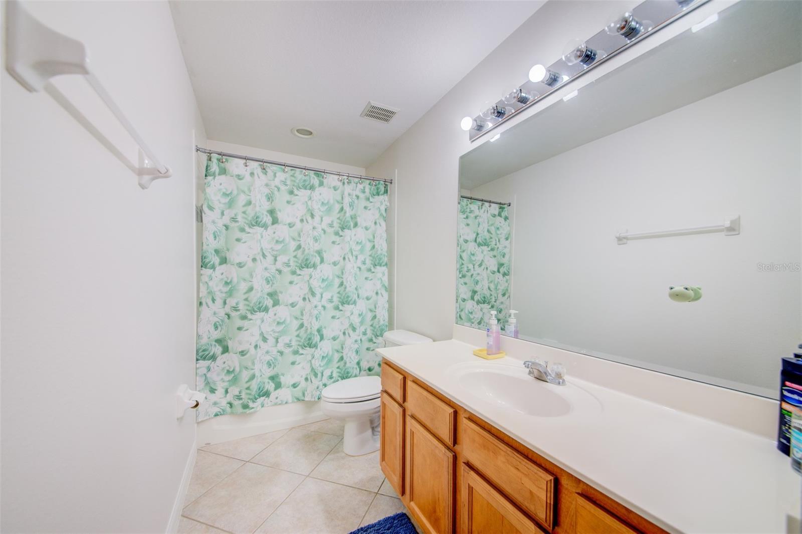 LAKE WEEKS PH 2 & 3 - Residential