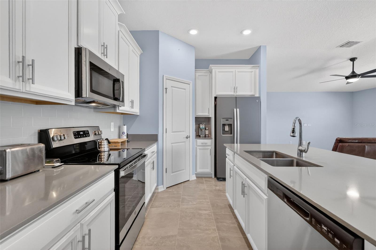 STONEYBROOK HILLS - Residential