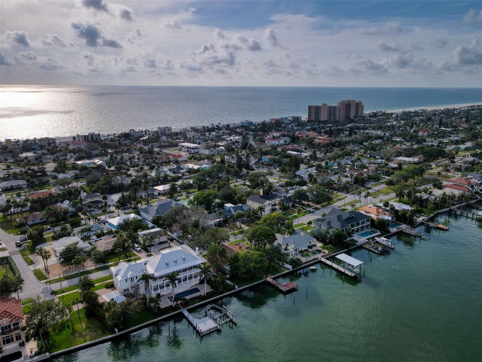 761 BAY ESPLANADE