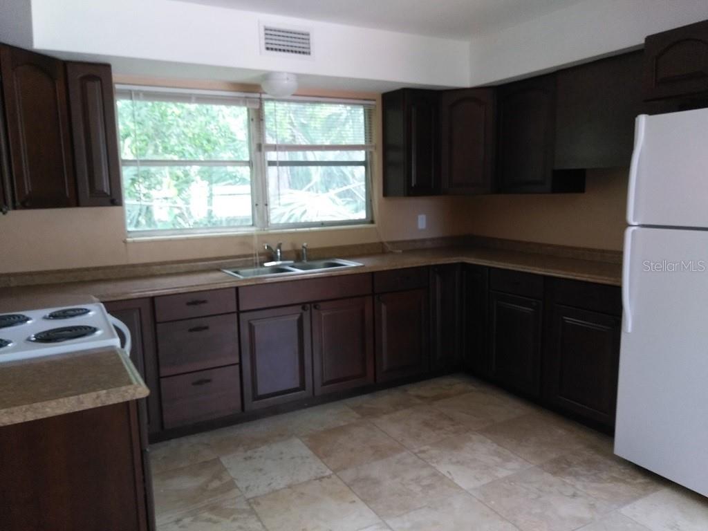 EAST DAYTONA - Residential Income