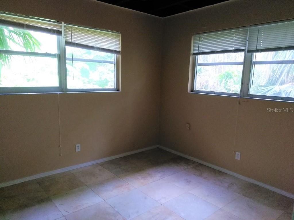 EAST DAYTONA - Residential Income