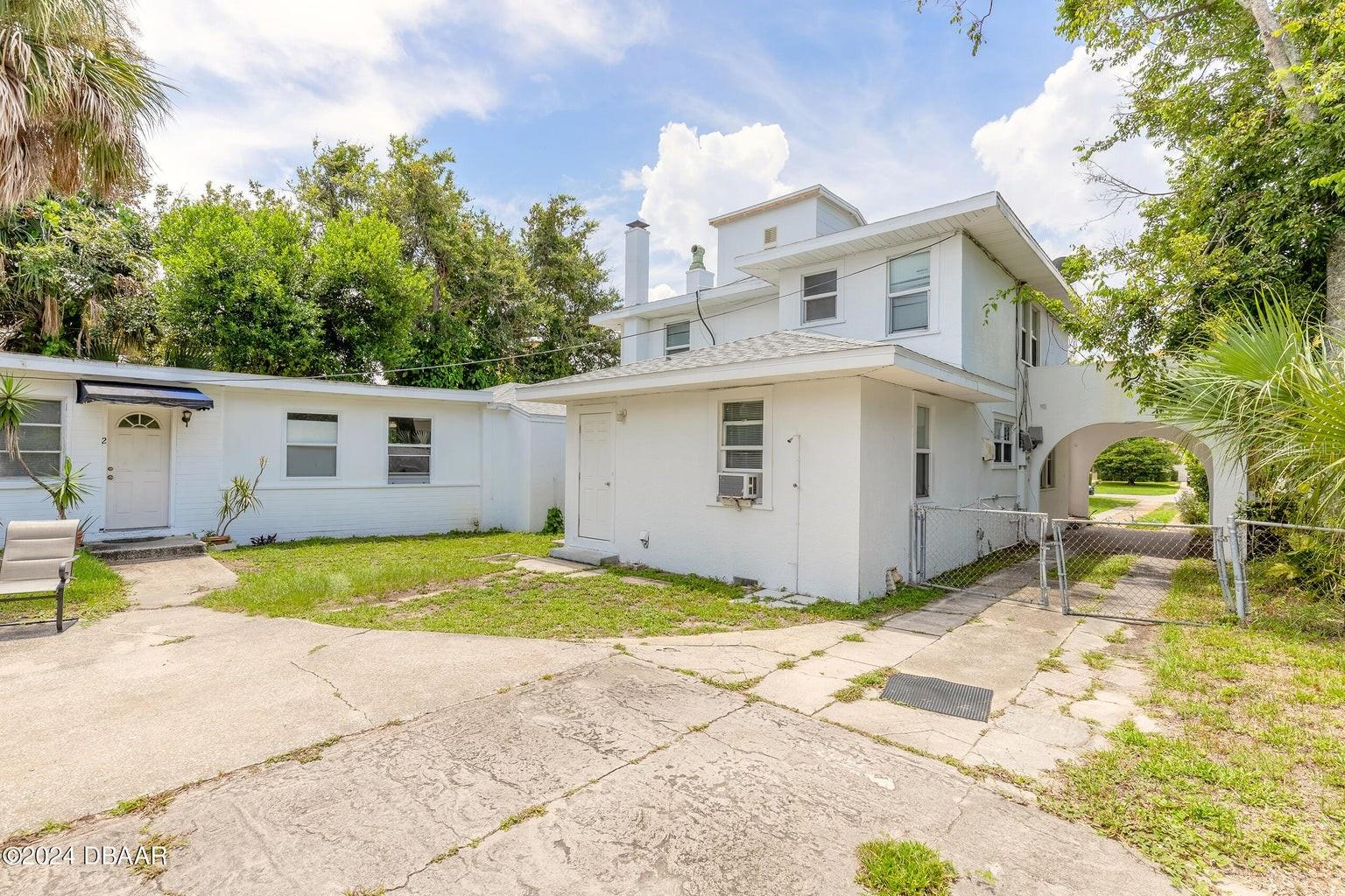 EAST DAYTONA - Residential Income