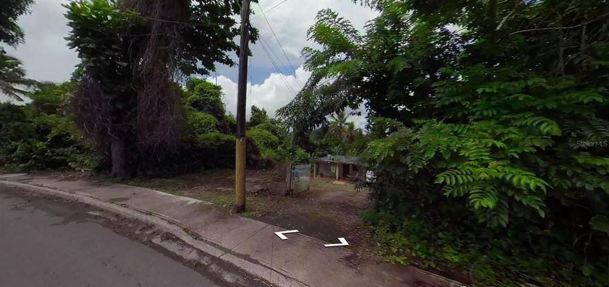 Buildable lot, in Caimito Alto, San Juan;  build your private estate or develop residential housing, 7 abutting parcels (not listed) part previous larger parcel allows for possible larger development, many possibilities for urban development in line with future land use plans (see attchments). Owners do not occupying, currently vacant as land. Make all inquiries direct to agent.