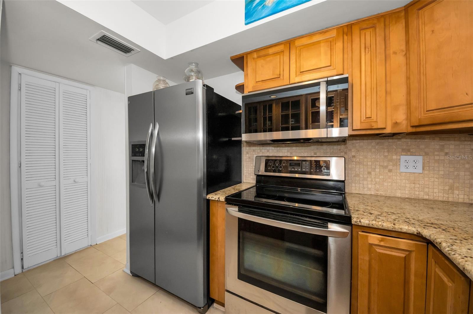 WINDRUSH BAY CONDO - Residential