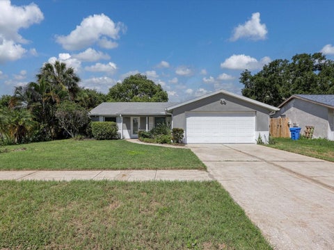 Photo of 6002 Firefly Ln, Apollo Beach, FL 33572 (MLS # TB8546358)