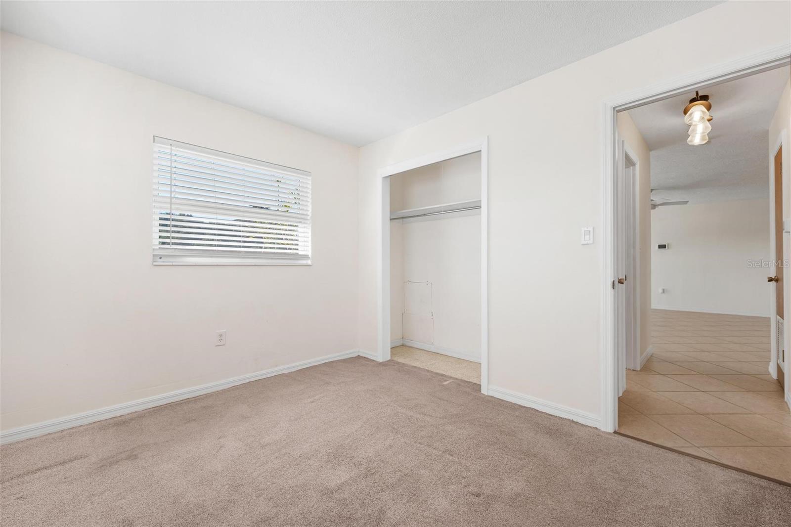 WINDSOR PARK FIRST UNIT - Residential