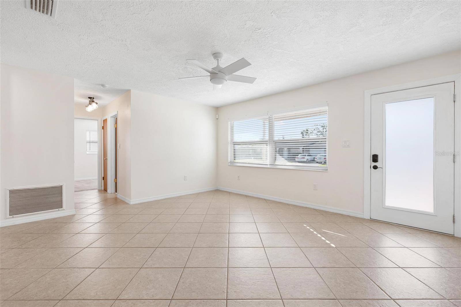 WINDSOR PARK FIRST UNIT - Residential