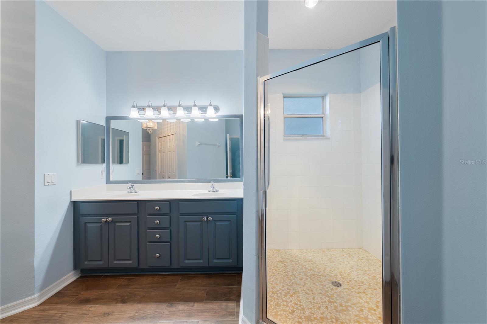 LAKES LADY LAKE - Residential