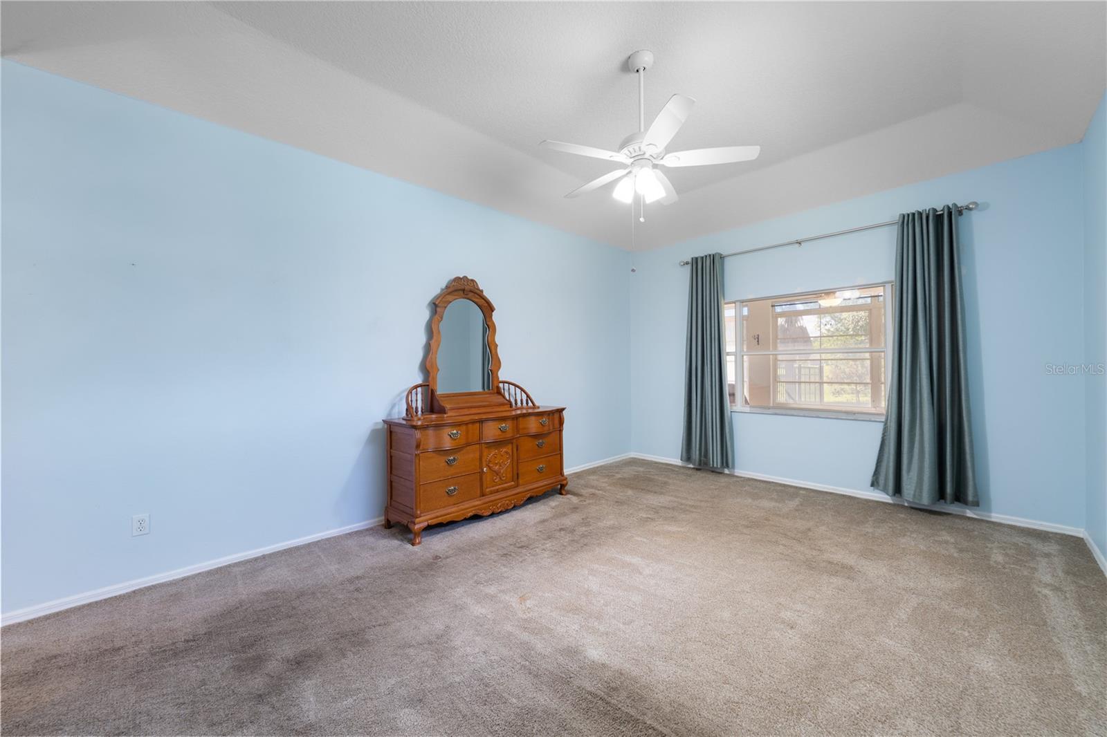 LAKES LADY LAKE - Residential