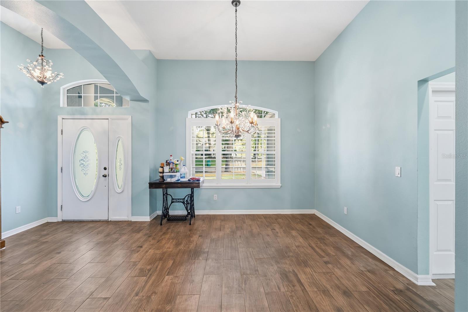 LAKES LADY LAKE - Residential