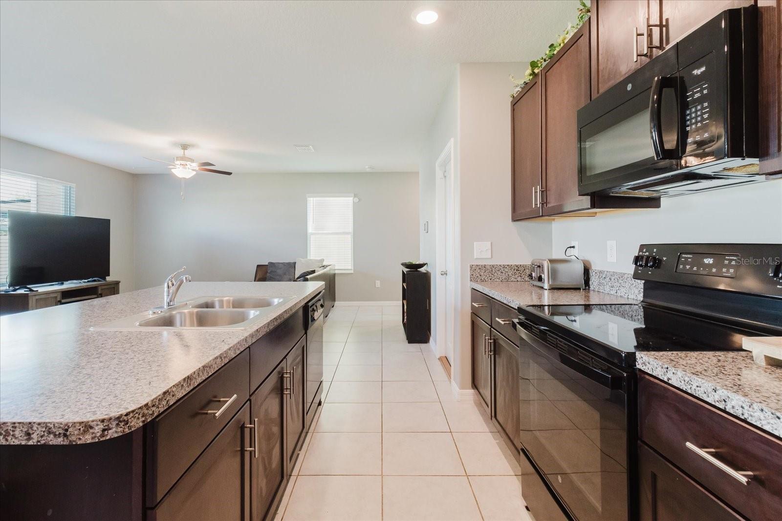 SUNSHINE VILLAGE PH 3B - Residential Lease