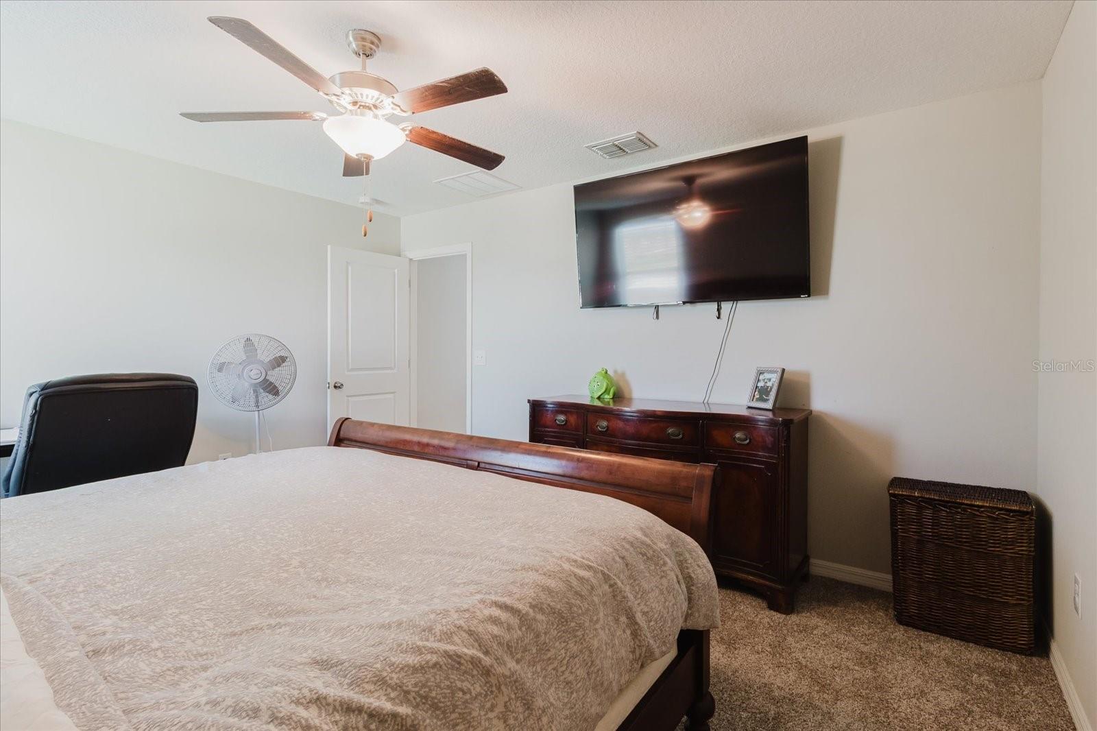 SUNSHINE VILLAGE PH 3B - Residential Lease
