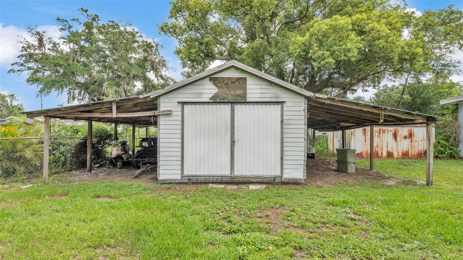 RICHLAND MANOR - Residential