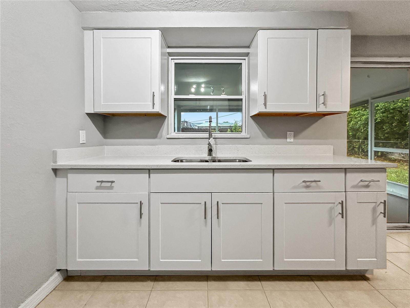 MIDWAY ACRES - Residential