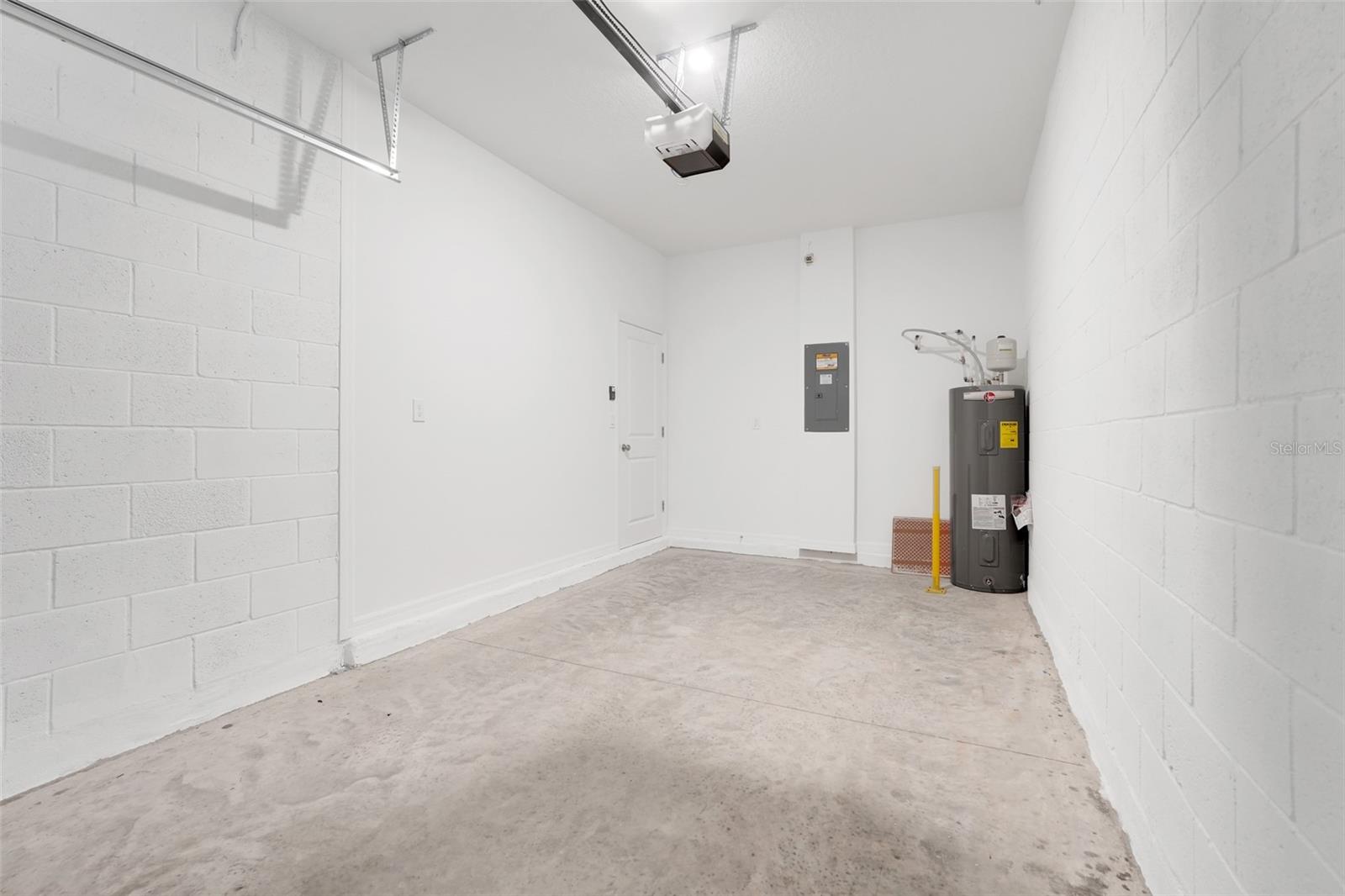 WATERSTONE - Residential Lease