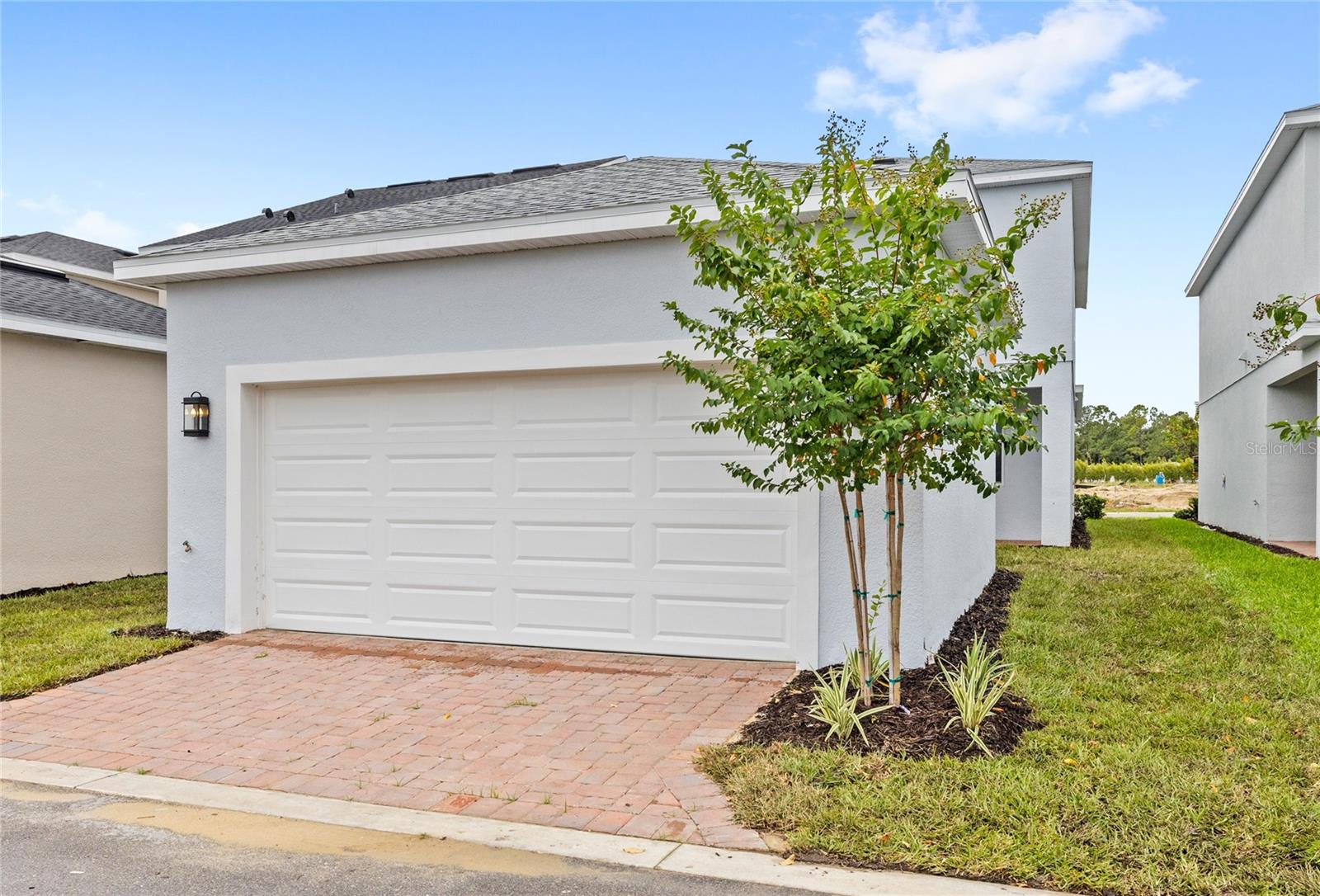 OAKS AT KELLY PARK - Residential Lease