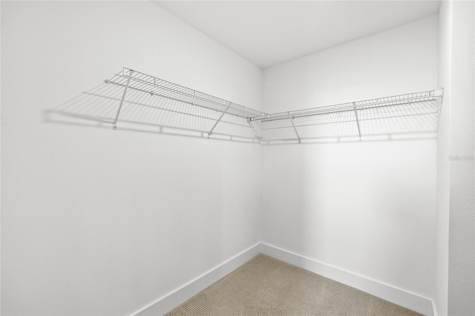 OAKS AT KELLY PARK - Residential Lease