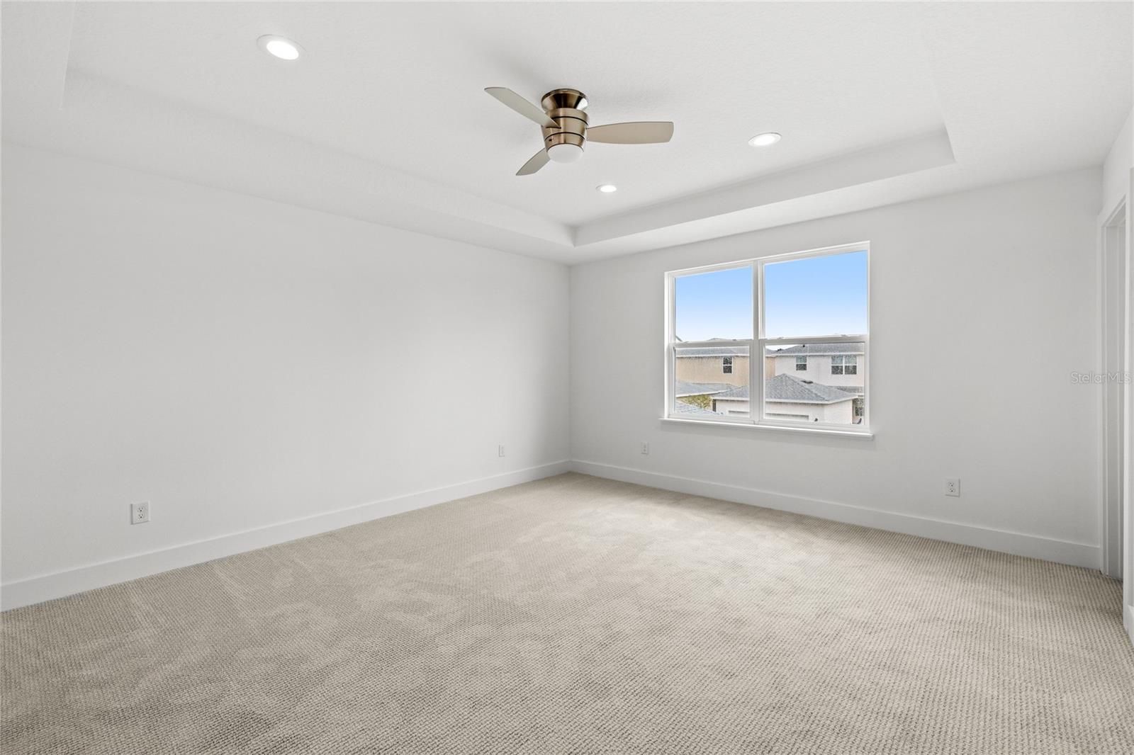 OAKS AT KELLY PARK - Residential Lease