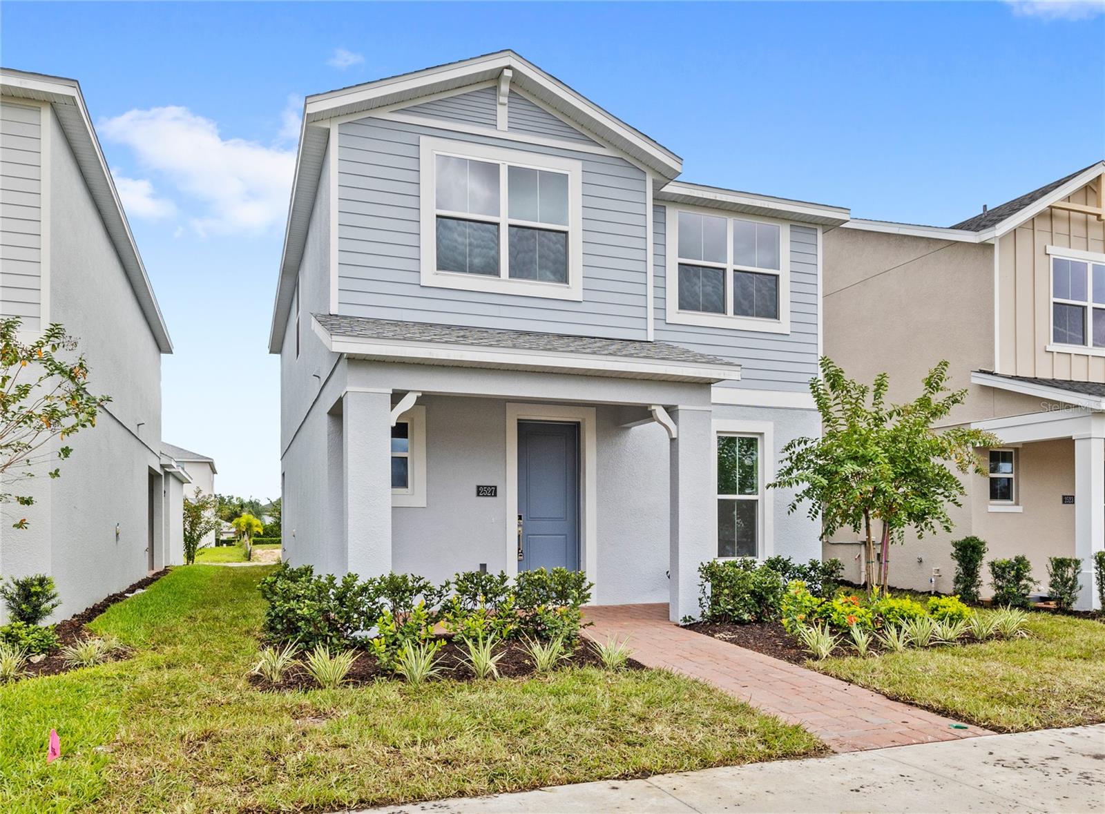 OAKS AT KELLY PARK - Residential Lease