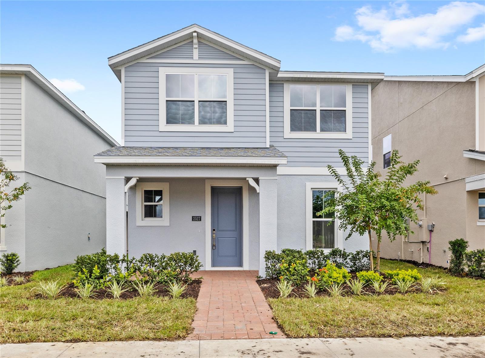 OAKS AT KELLY PARK - Residential Lease