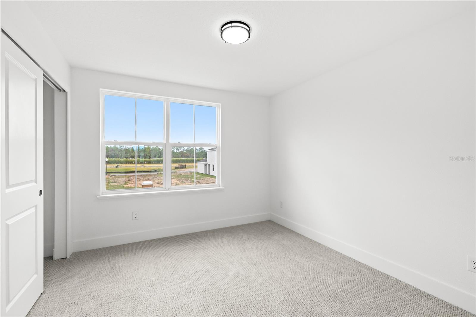 OAKS AT KELLY PARK - Residential Lease