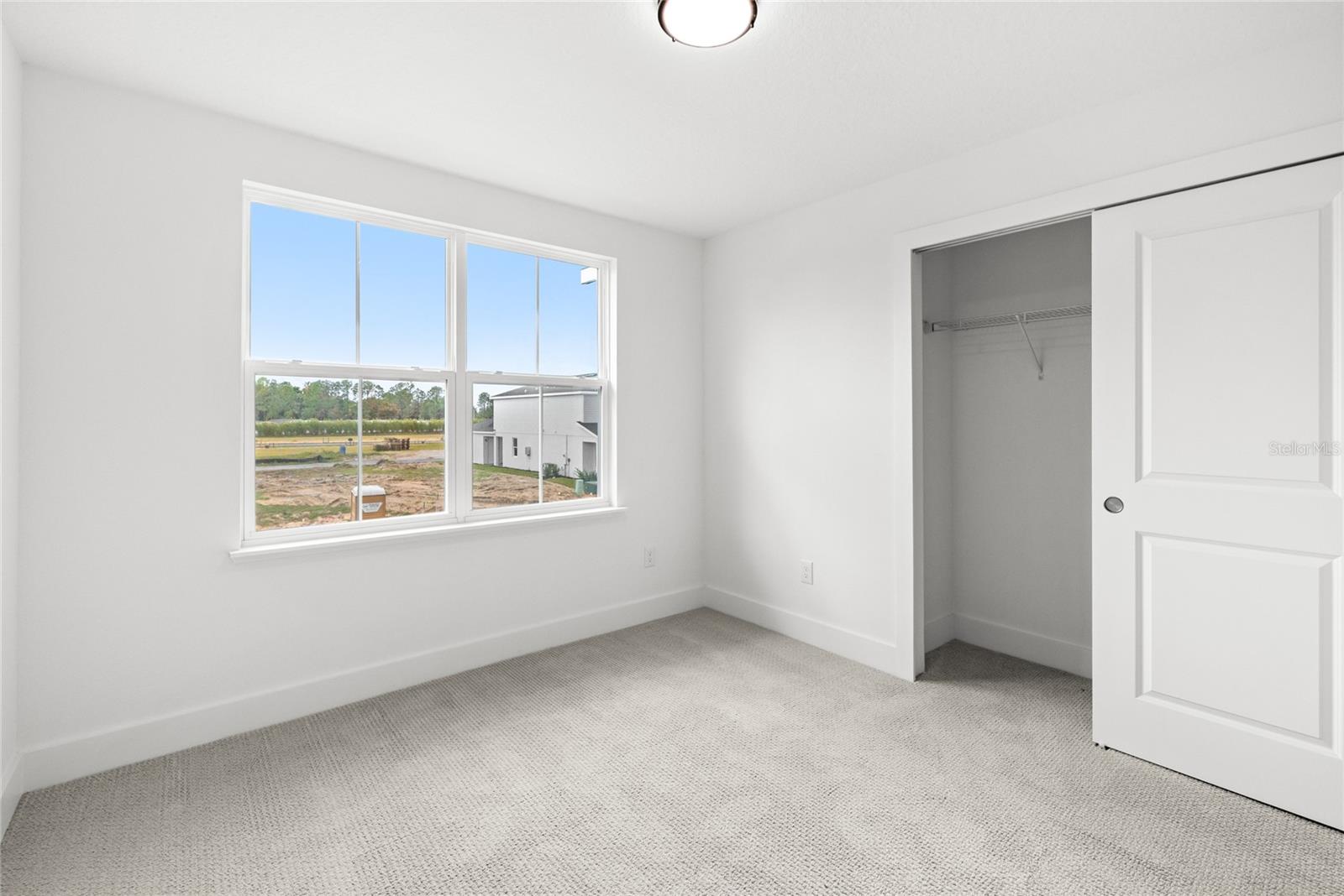 OAKS AT KELLY PARK - Residential Lease