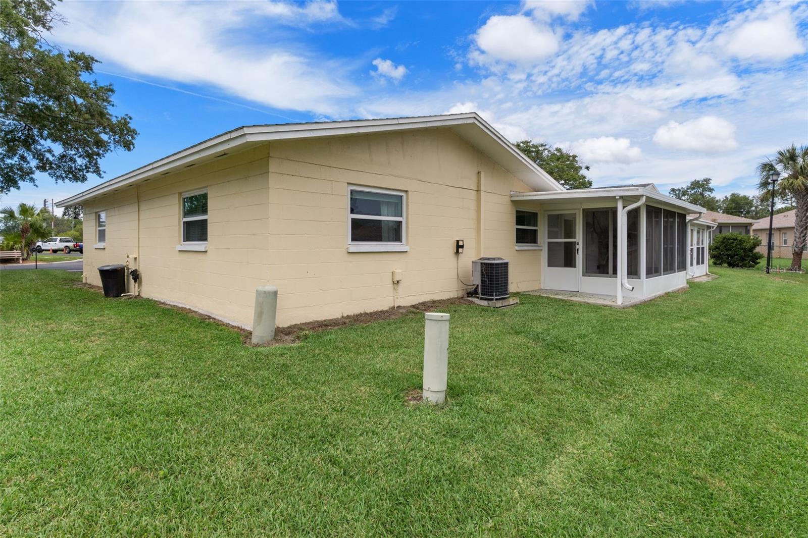 PARADISE POINTE WEST GR 05 - Residential