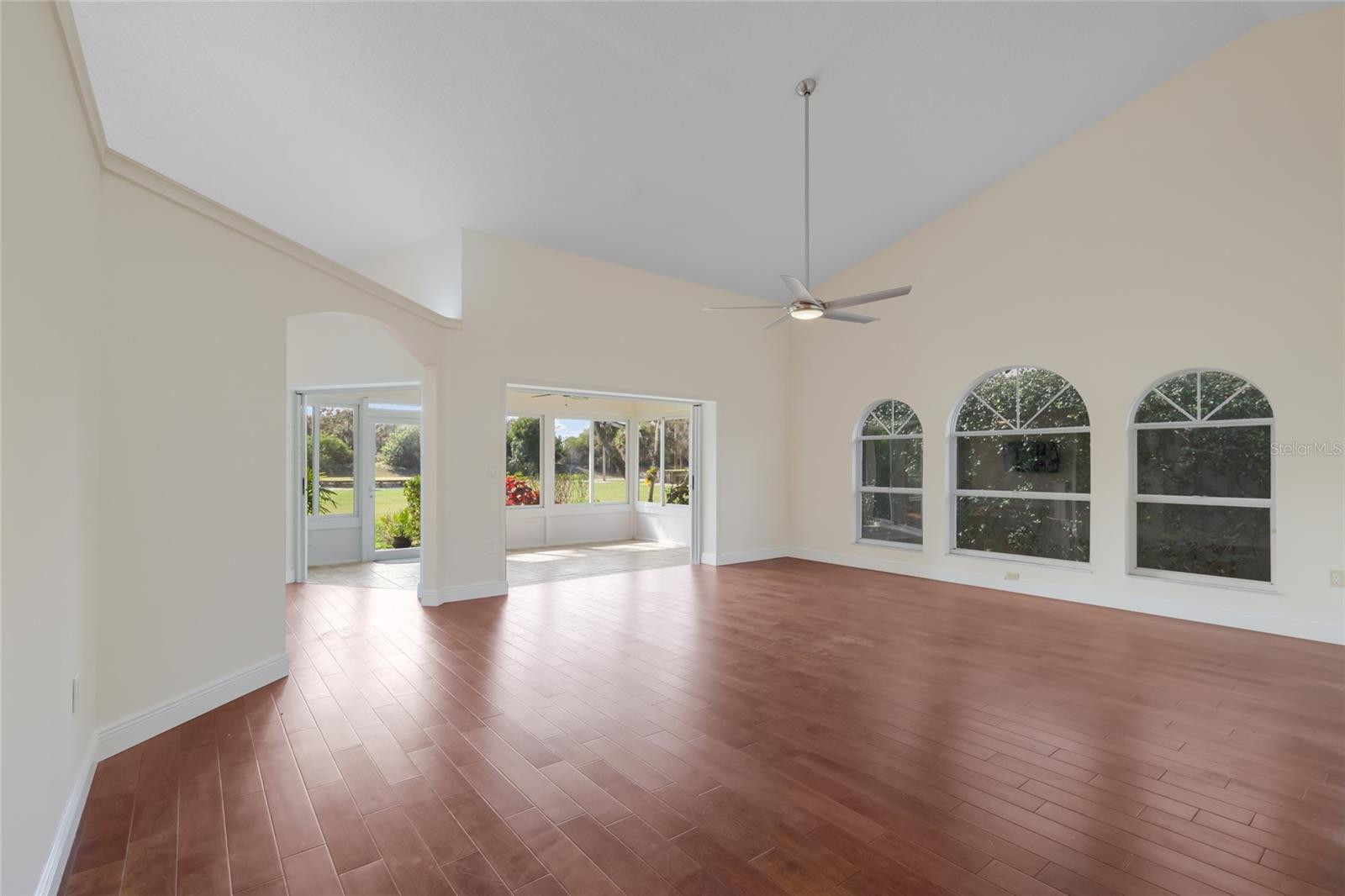 VILLA PALMERAS - Residential