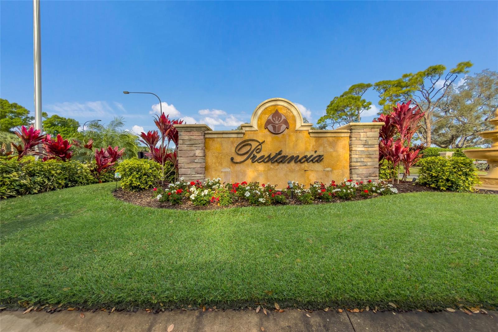 VILLA PALMERAS - Residential