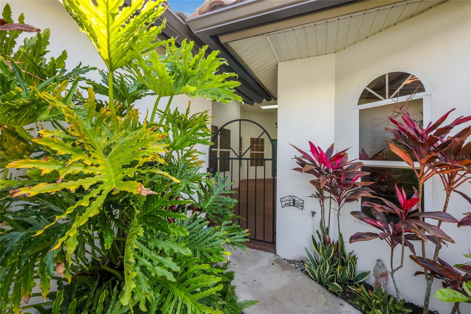 VILLA PALMERAS - Residential