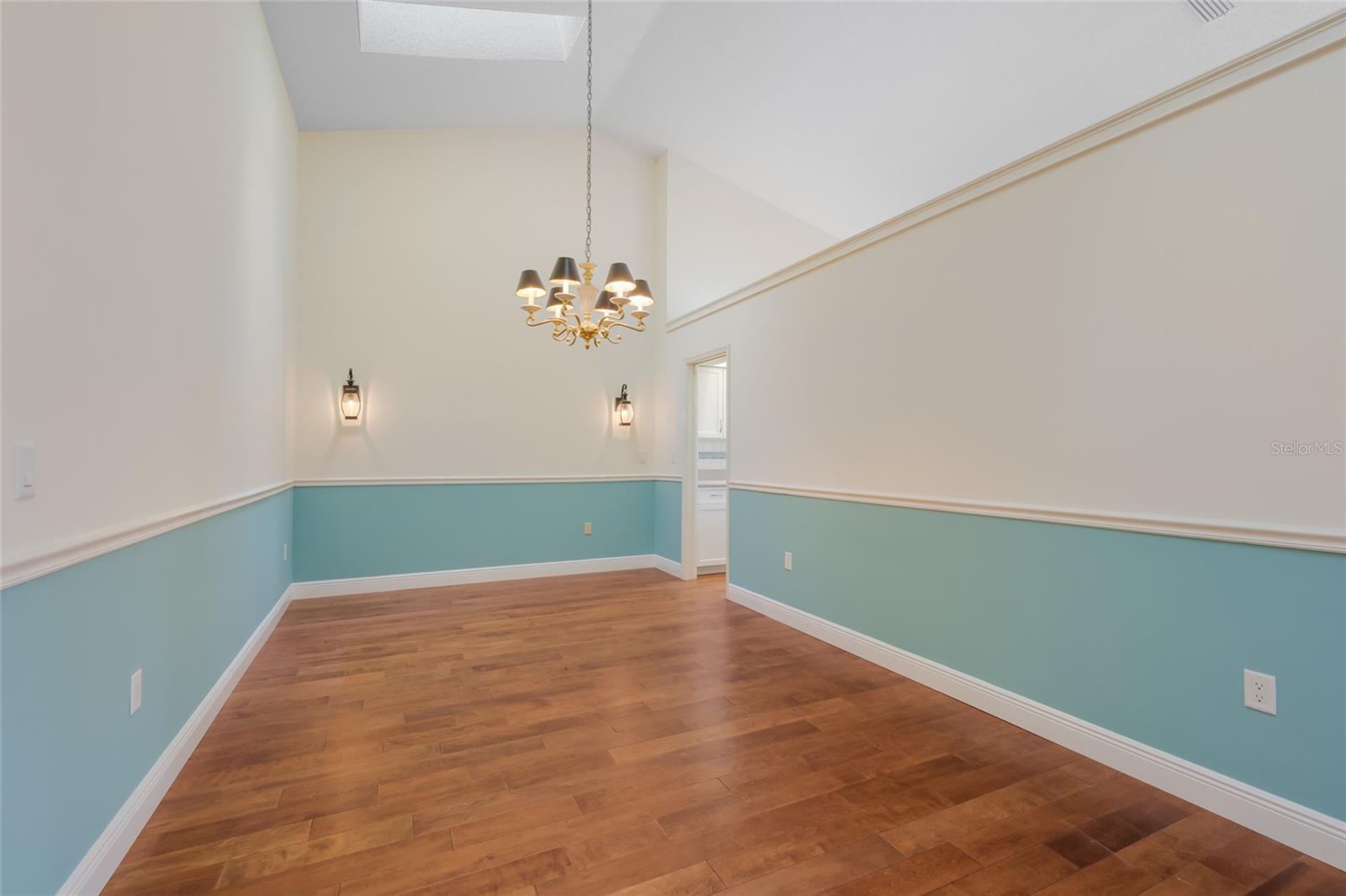 VILLA PALMERAS - Residential