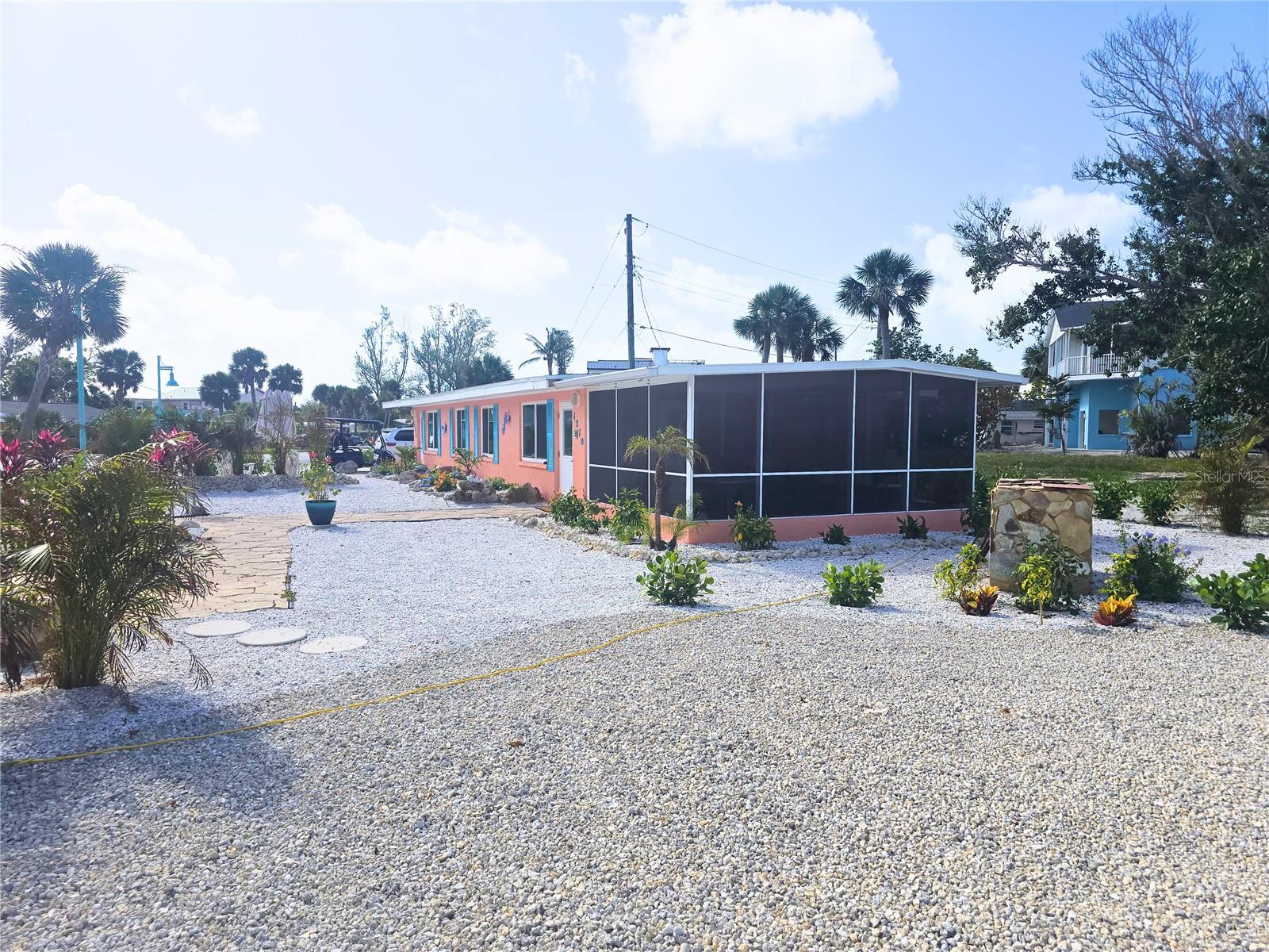 1270 GULF BOULEVARD A&B