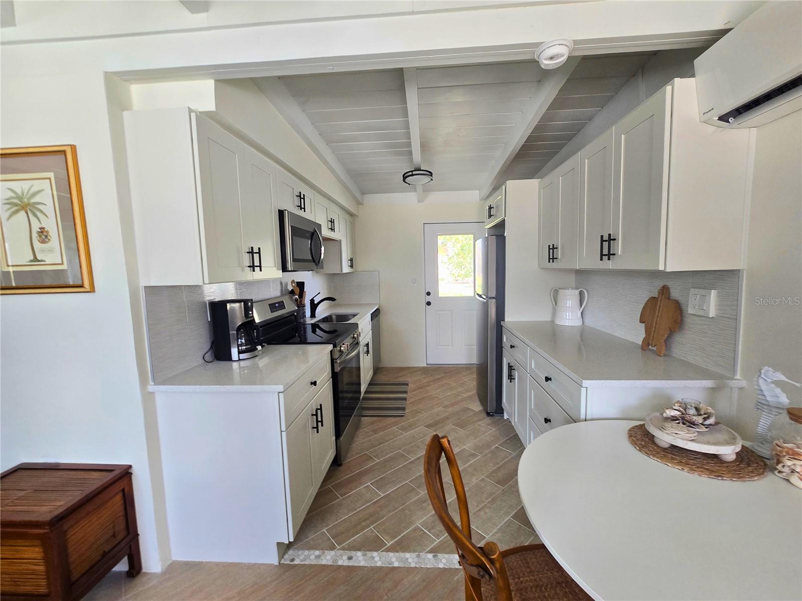 1270 GULF BOULEVARD A&B