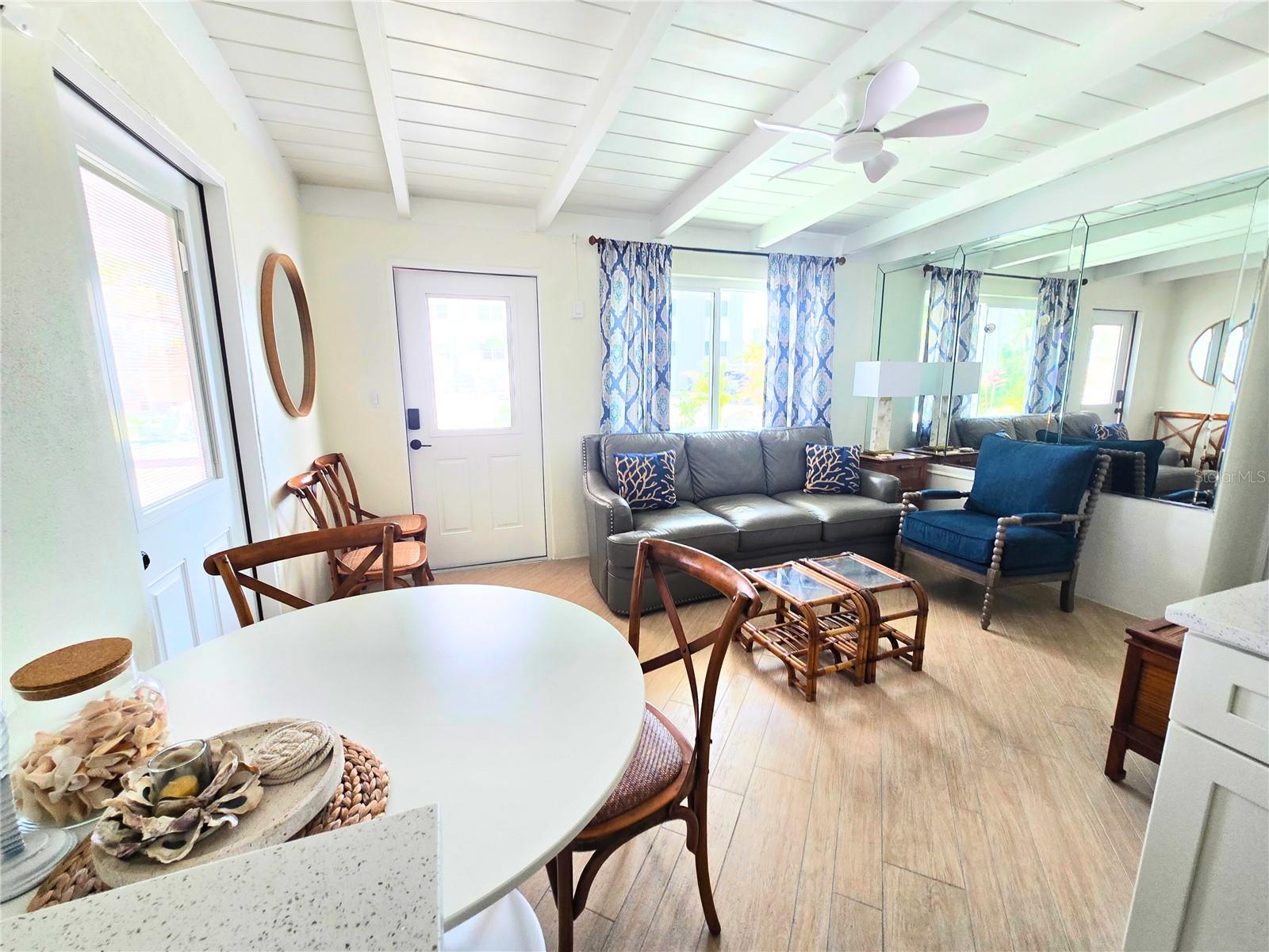 1270 GULF BOULEVARD A&B
