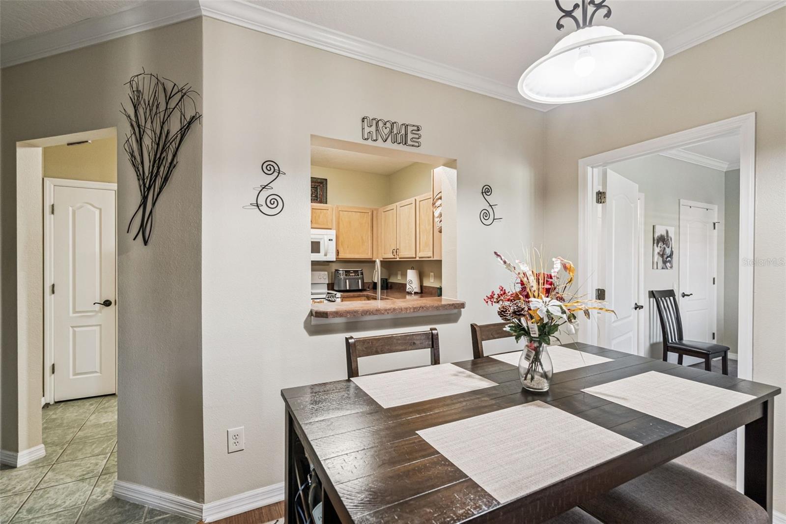 SUMMERGATE CONDO PH 01 5923/0662 - Residential