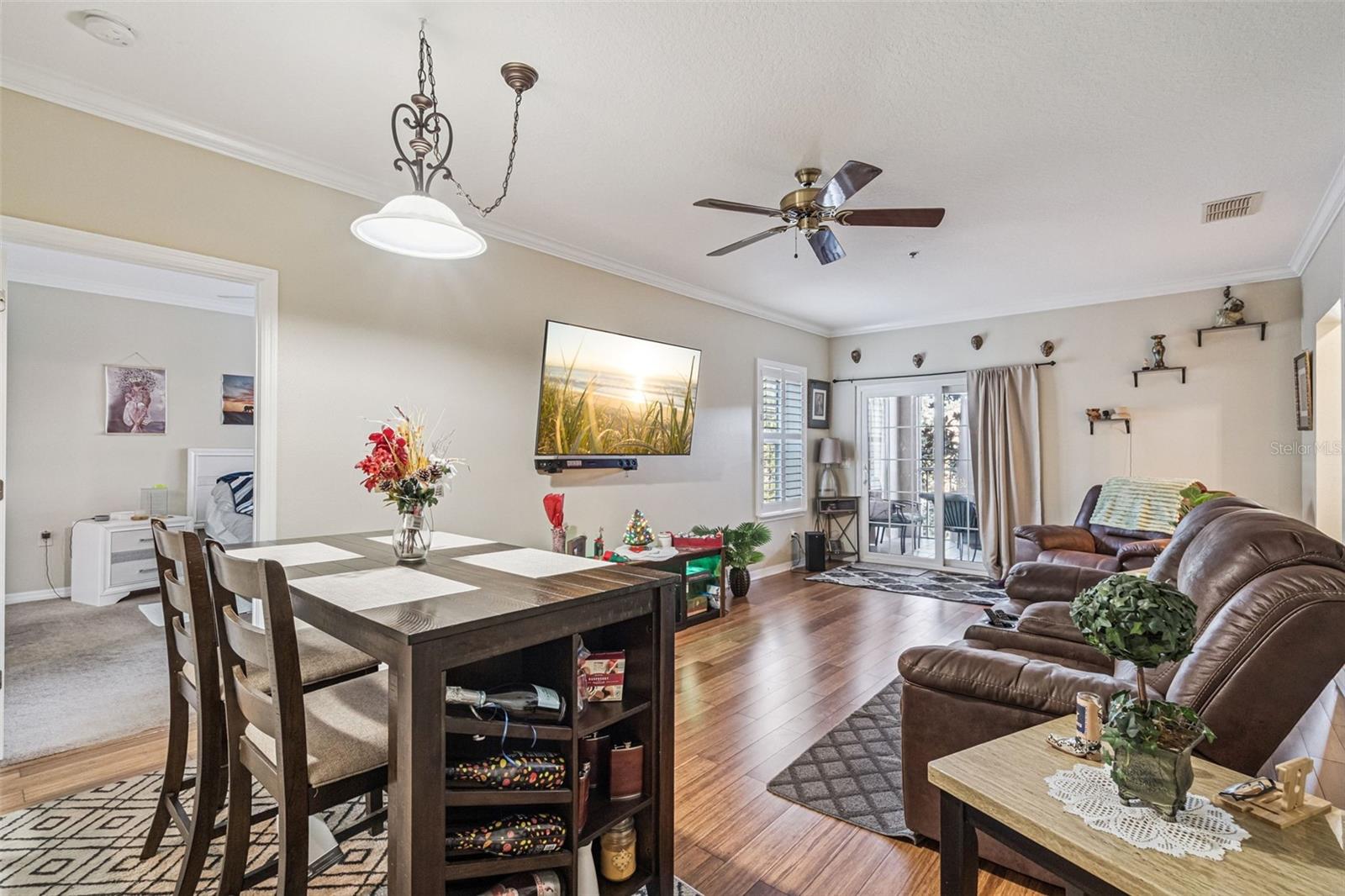 SUMMERGATE CONDO PH 01 5923/0662 - Residential