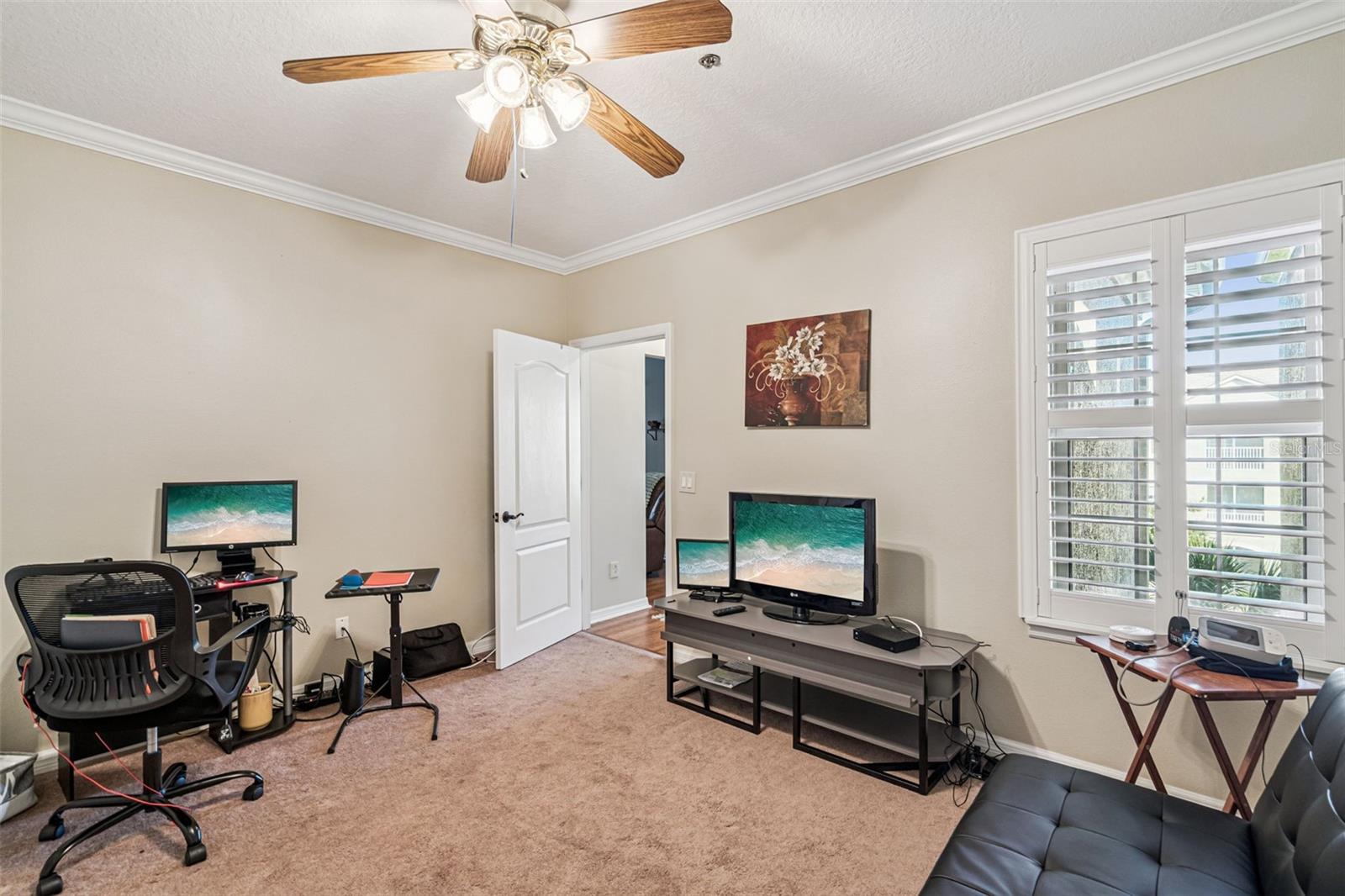 SUMMERGATE CONDO PH 01 5923/0662 - Residential