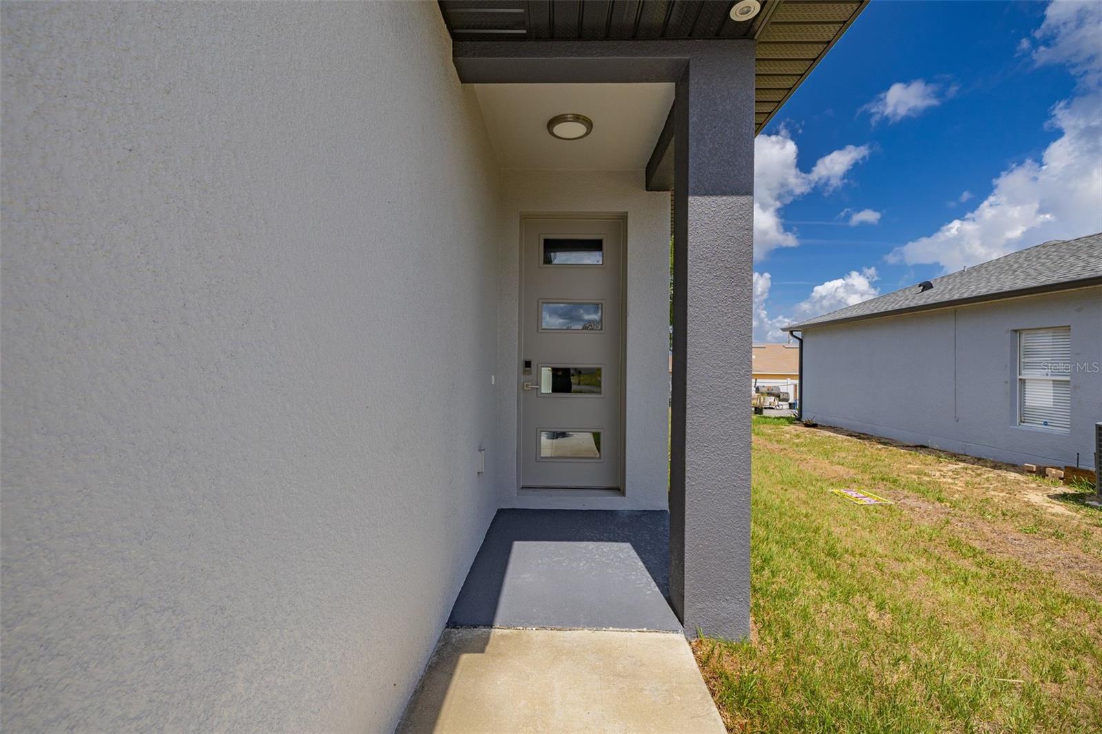 804/806 COLVILLE DRIVE