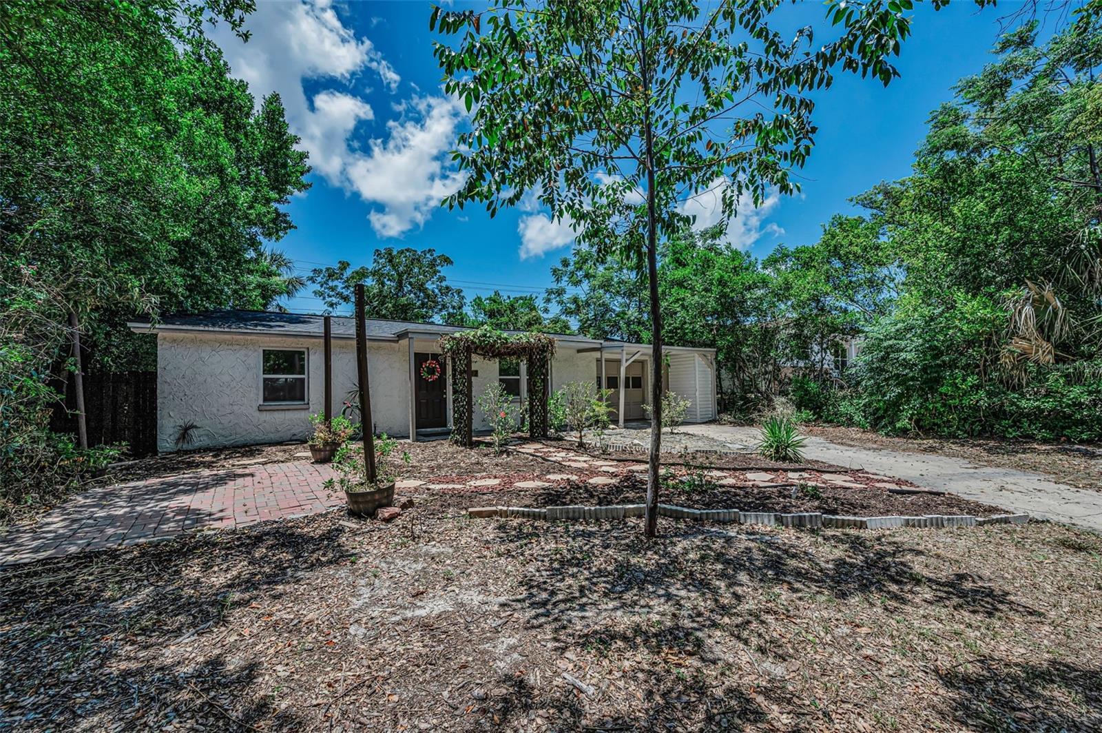 4312 BEACON SQUARE DRIVE